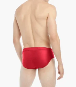 Rio Swim Brief