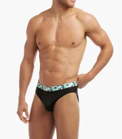 Sliq Brief